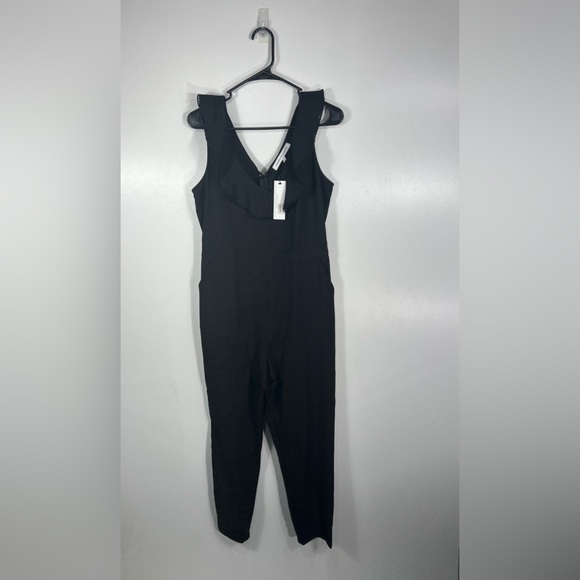 Cupcakes & Cashmere | NWT Black Lima Ruffles Jumpsuit Sz.4 - Picture 8 of 13